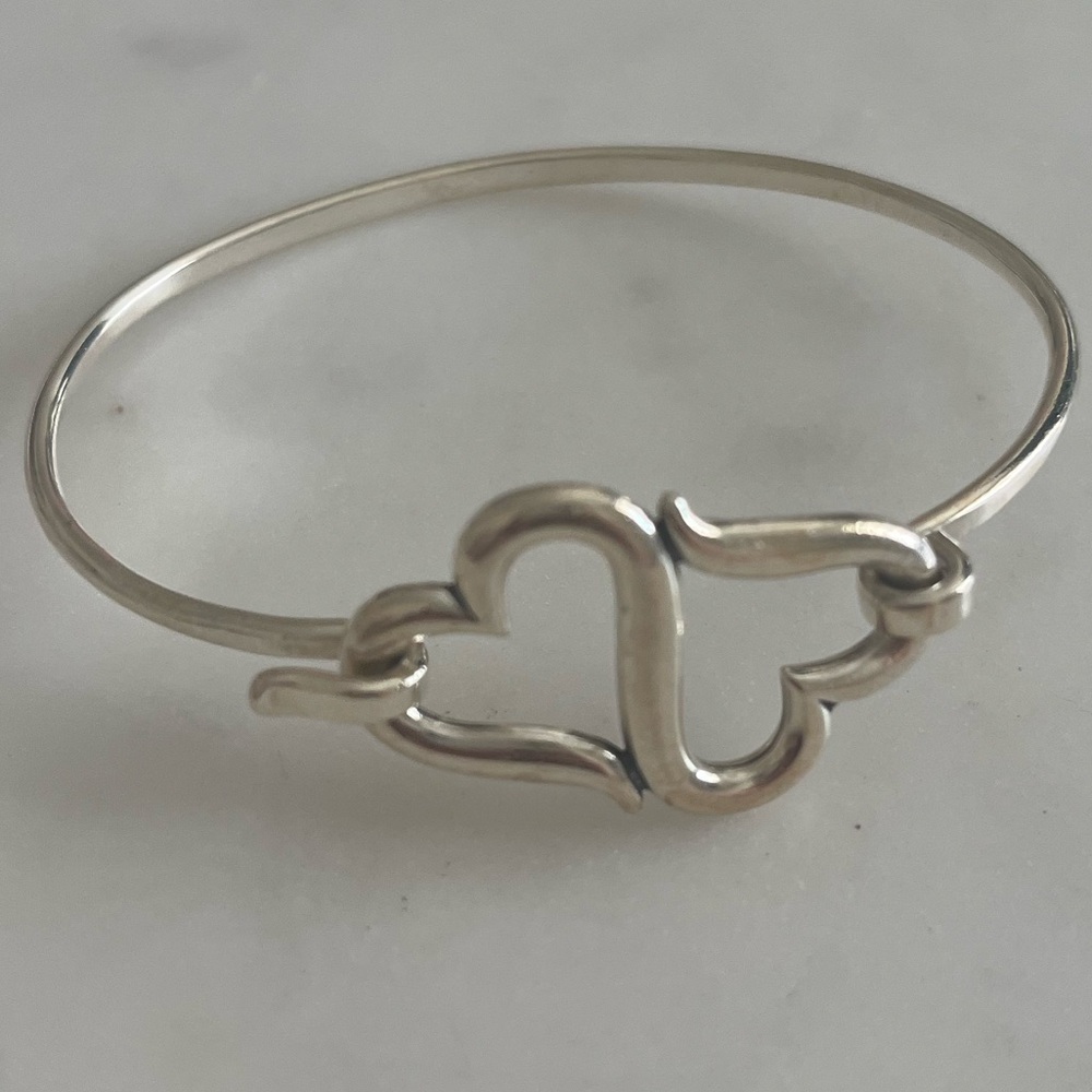 James Avery double heart bracelet. Sterling silver. Diameter 2.5".